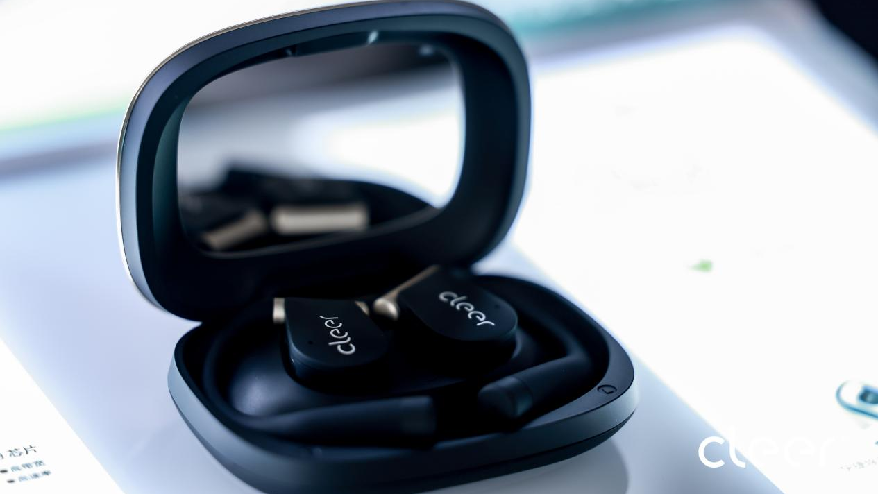 2025开放式耳机大爆发，Cleer 耳机AI功能与声学技术重塑行业边界！